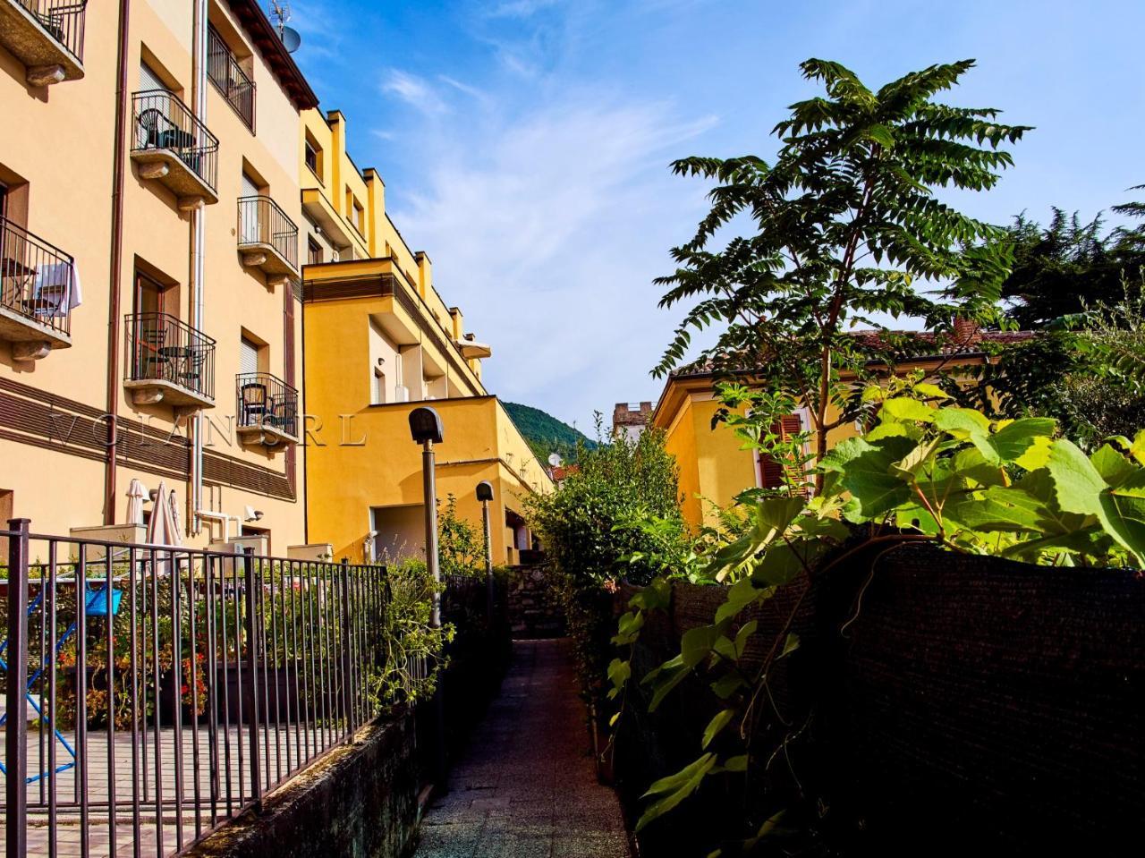 7 Lake Sweet Home San Siro  Exterior foto