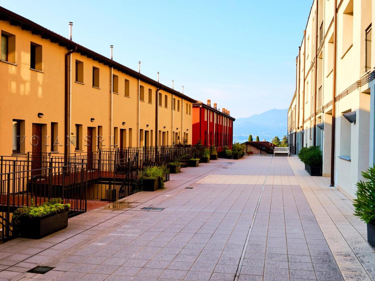 7 Lake Sweet Home San Siro  Exterior foto