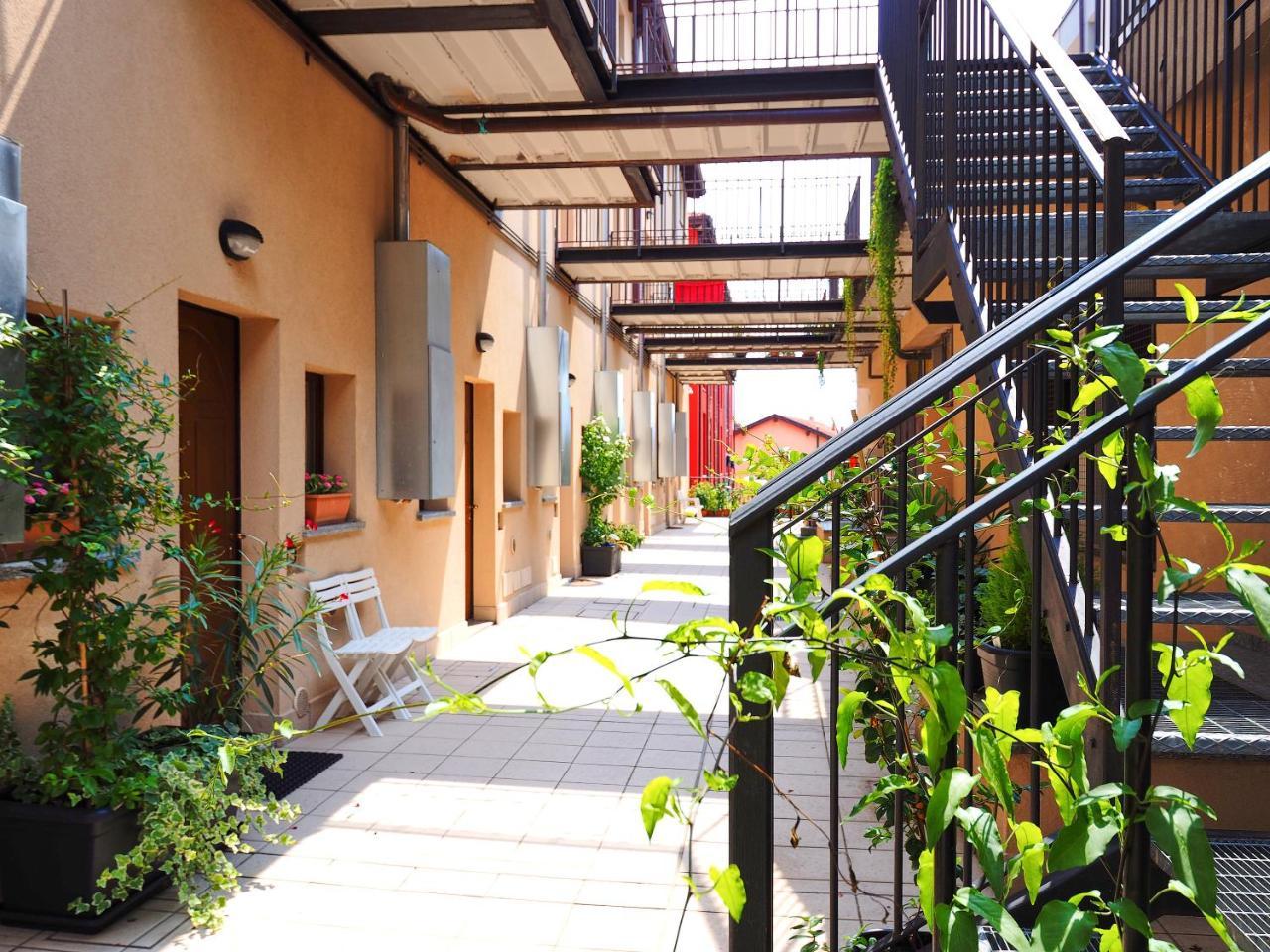 7 Lake Sweet Home San Siro  Exterior foto